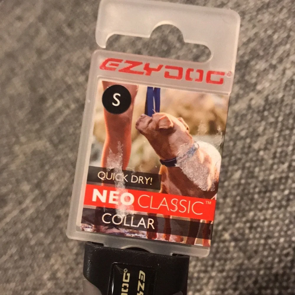NWT EzyDog Neo Classic Dog Collar